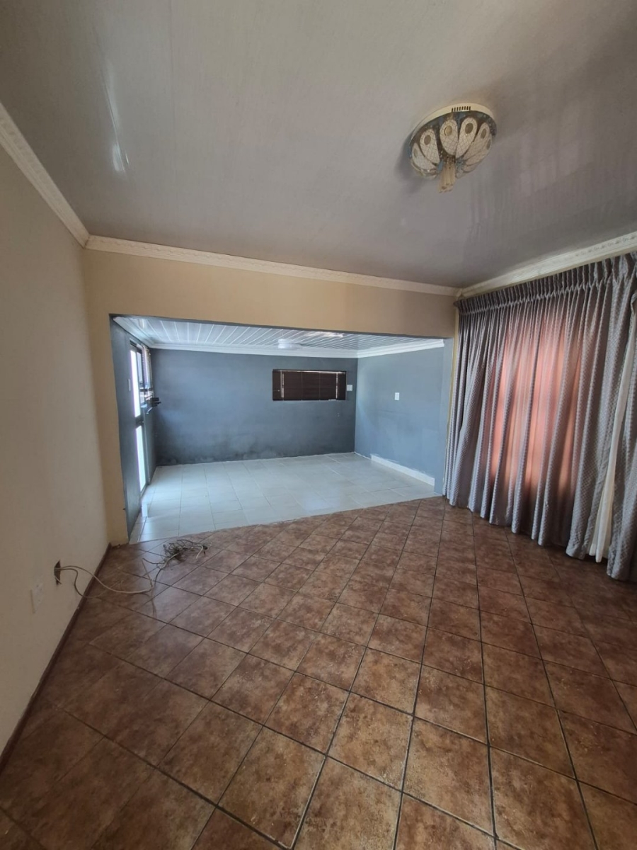 3 Bedroom Property for Sale in Amalinda Eastern Cape